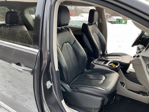 2018 Chrysler Pacifica Touring L