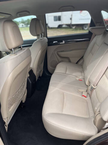 2011 Kia Sorento LX
