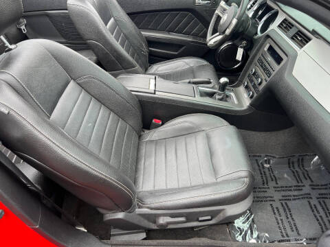 2011 Ford Mustang V6 Premium