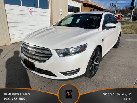 2015 Ford Taurus SEL