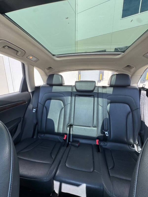 2012 Audi Q5 2.0T quattro Premium Plus