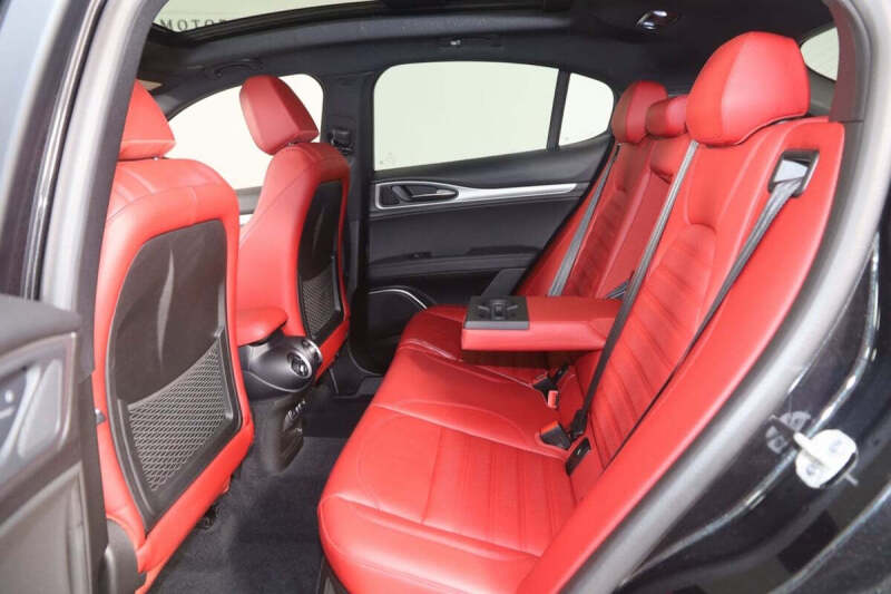 2023 Alfa Romeo Stelvio Veloce