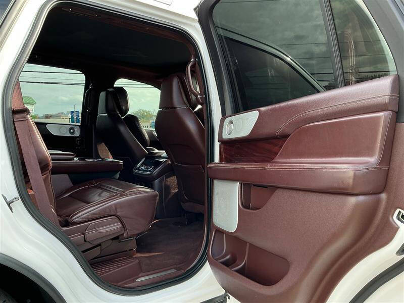 2018 Lincoln Navigator Black Label