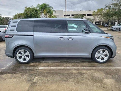 2025 Volkswagen ID. Buzz Pro S