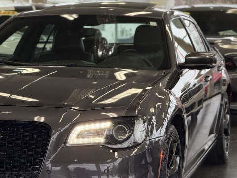 2022 Chrysler 300 S V6