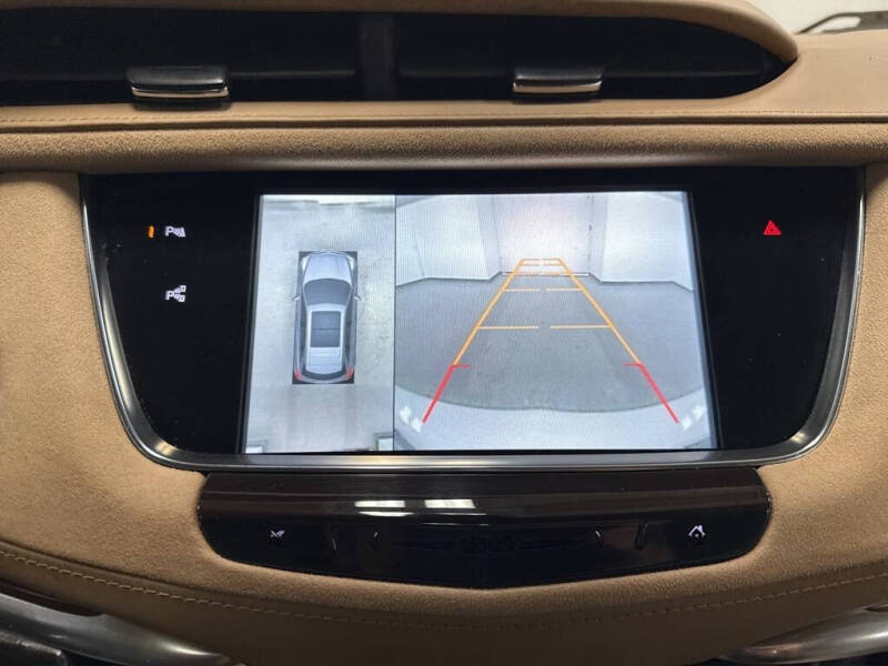 2017 Cadillac XT5 Platinum