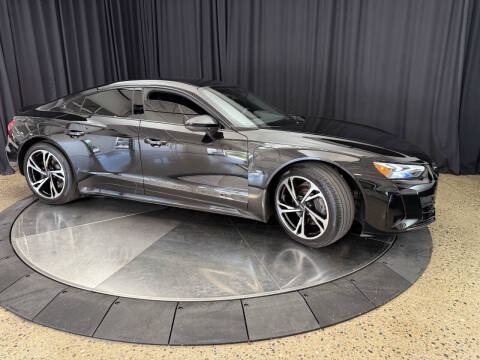 2023 Audi e-tron GT quattro Premium Plus