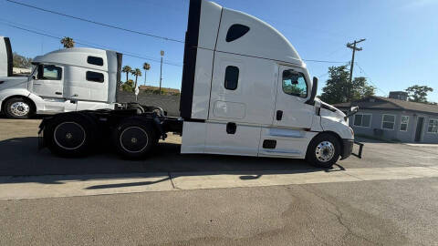 2023 Freightliner Cascadia