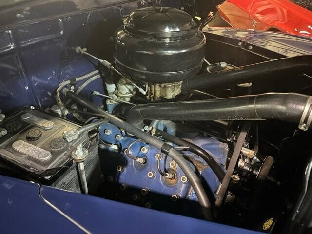 1946 Ford Super Deluxe