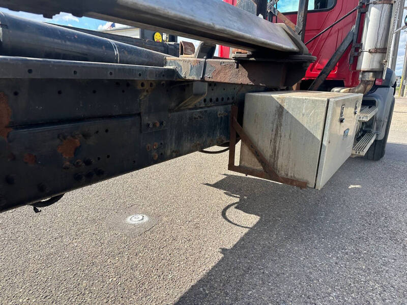 2007 Mack Granite