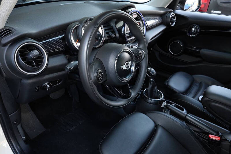 2015 MINI Hardtop 4 Door Cooper S