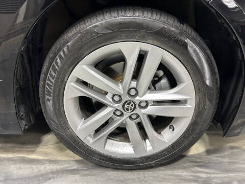 2022 Toyota Corolla Hatchback SE