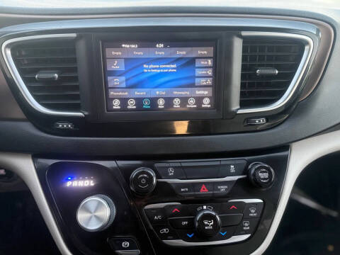 2021 Chrysler Voyager LXi