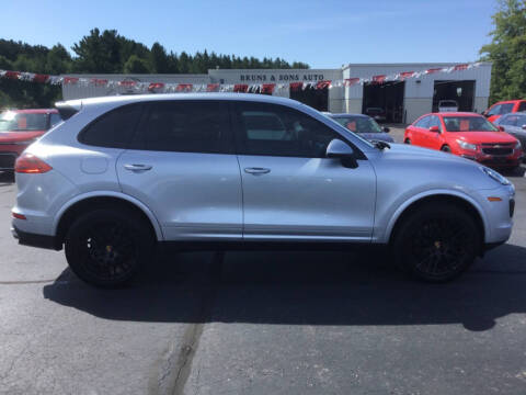 2018 Porsche Cayenne Platinum Edition