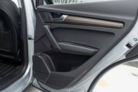 2024 Audi Q5 e quattro S line Premium 55 TFSI