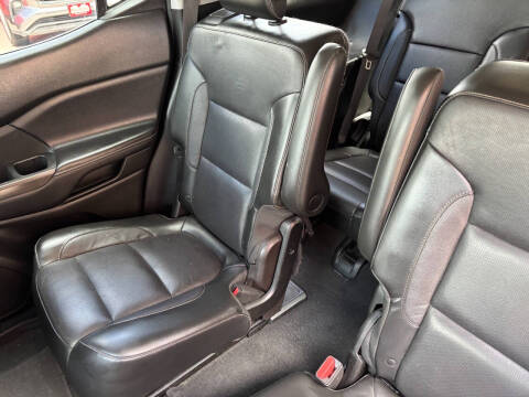 2017 GMC Acadia SLT-1