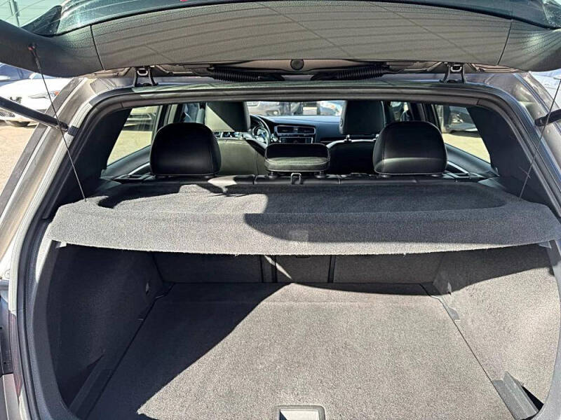 2017 Volkswagen Golf R 4Motion