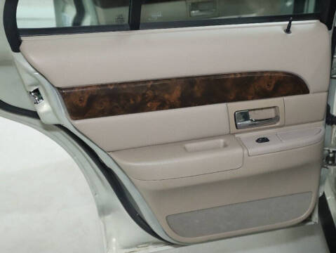 2005 Mercury Grand Marquis GS