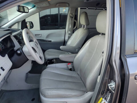 2013 Toyota Sienna