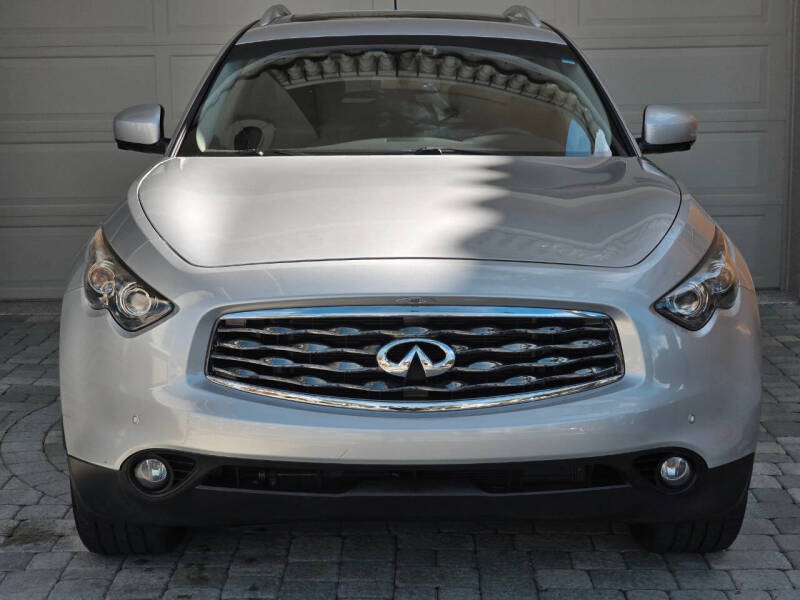 2011 Infiniti FX50