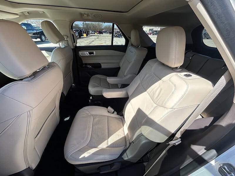 2021 Ford Explorer Platinum