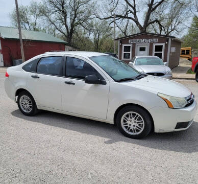 2009 Ford Focus for sale at AFFORDABLE AUTO SALES in Wilsey KS