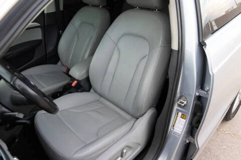 2016 Audi Q3 2.0T Premium Plus