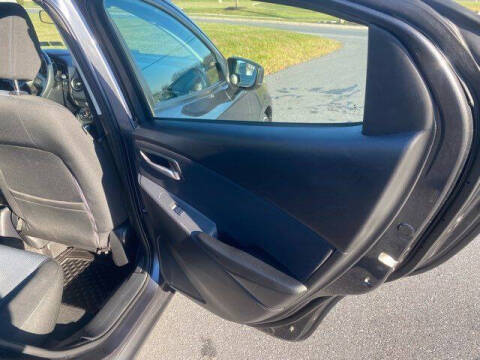 2019 Toyota Yaris LE