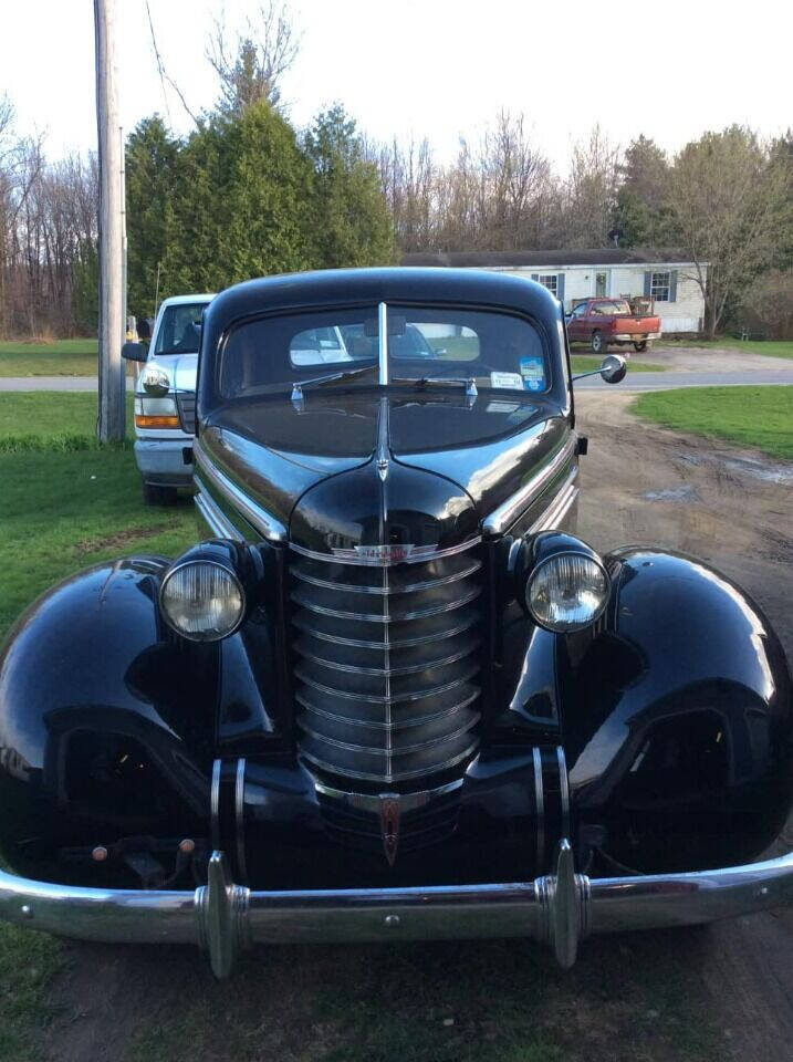 1937 Oldsmobile Cutlass 24