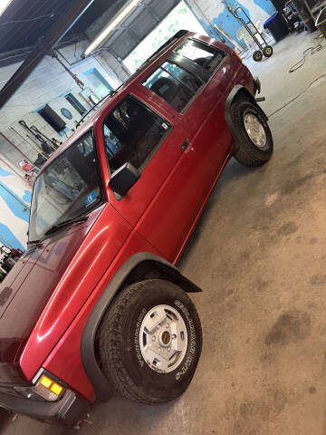 1991 Nissan Pathfinder for sale at Ross's Automotive Sales in Trenton NJ