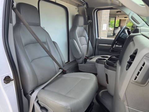 2023 Ford E-Series