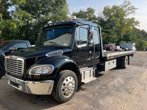2019 Freightliner M2 106 for sale at Nala Equipment Corp in Upton MA