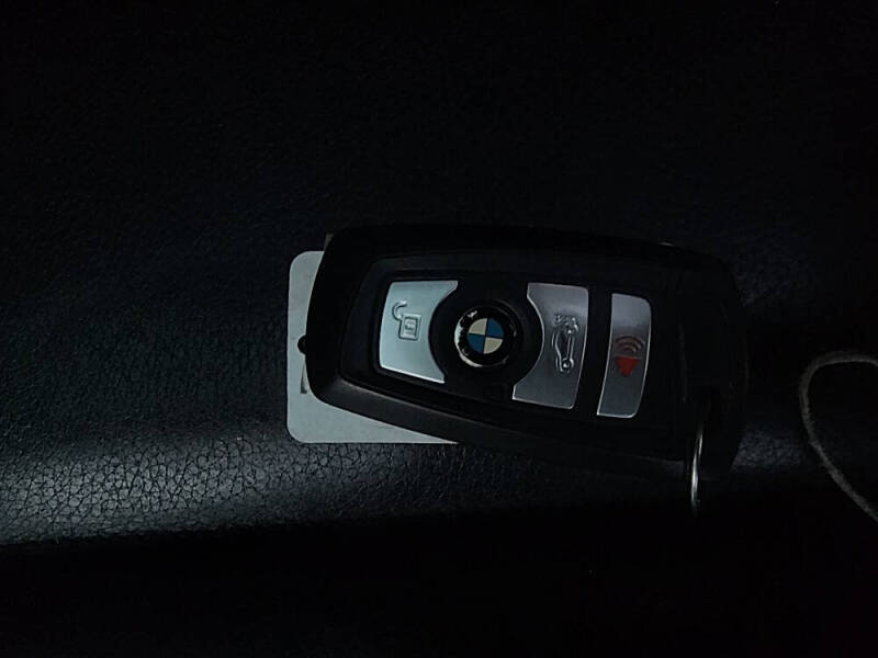 2012 BMW 7 Series 740i