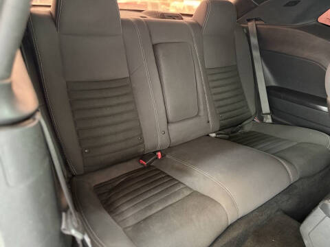 2013 Dodge Challenger SRT8 Core