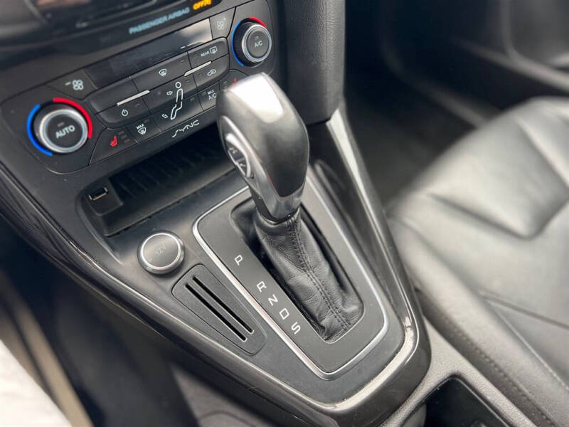 2016 Ford Focus Titanium