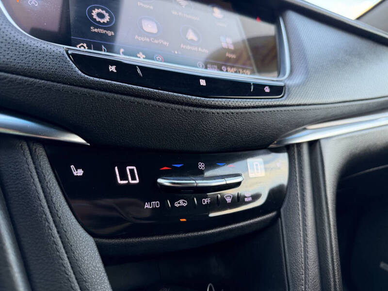 2020 Cadillac XT5 Luxury