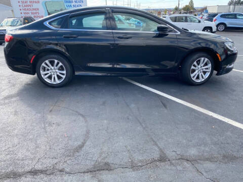 2015 Chrysler 200 Limited