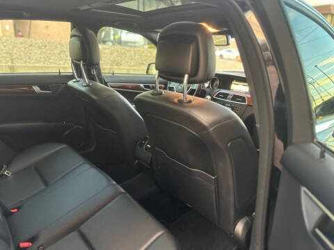 2012 Mercedes-Benz C-Class C 300 Luxury 4MATIC