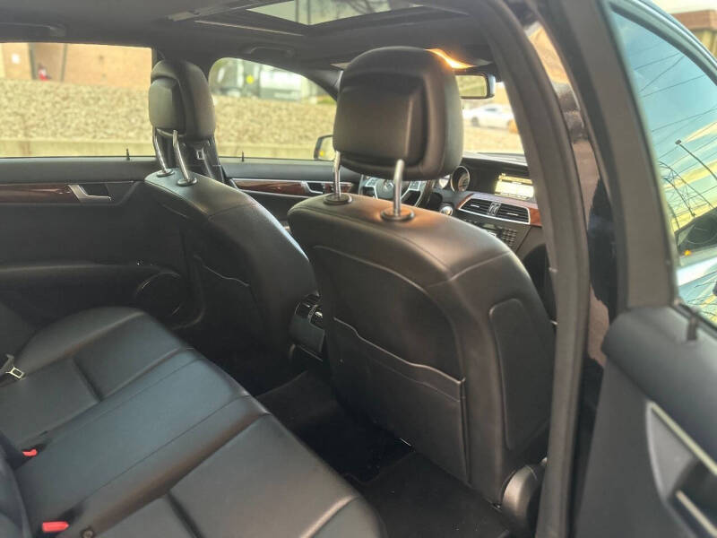 2012 Mercedes-Benz C-Class C 300 Luxury 4MATIC