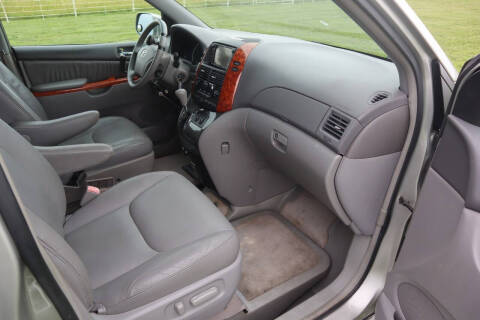 2008 Toyota Sienna XLE