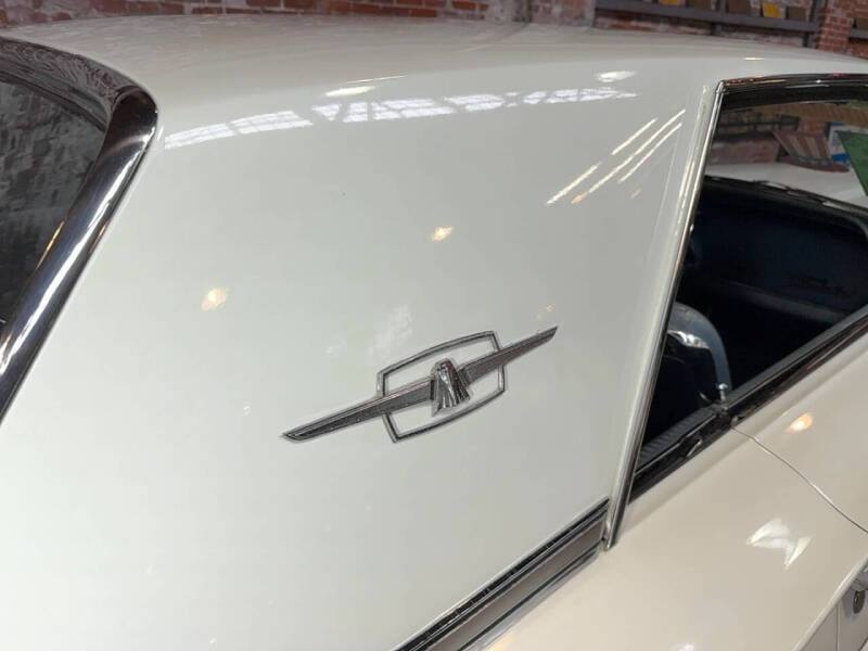 1965 Ford Thunderbird