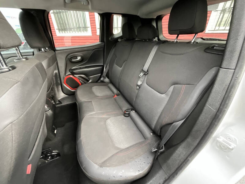 2016 Jeep Renegade Trailhawk