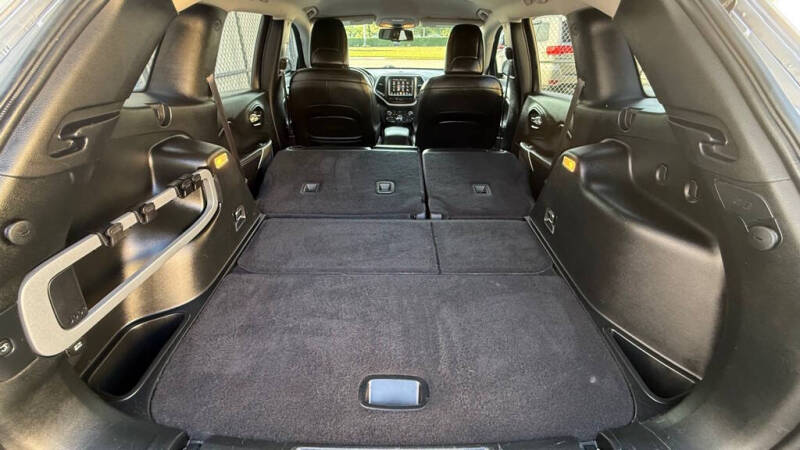 2018 Jeep Cherokee Latitude Plus