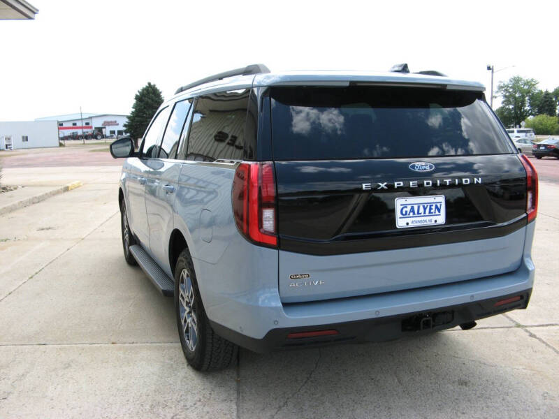2025 Ford Expedition Active