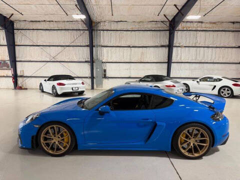 2022 Porsche 718 Cayman GT4