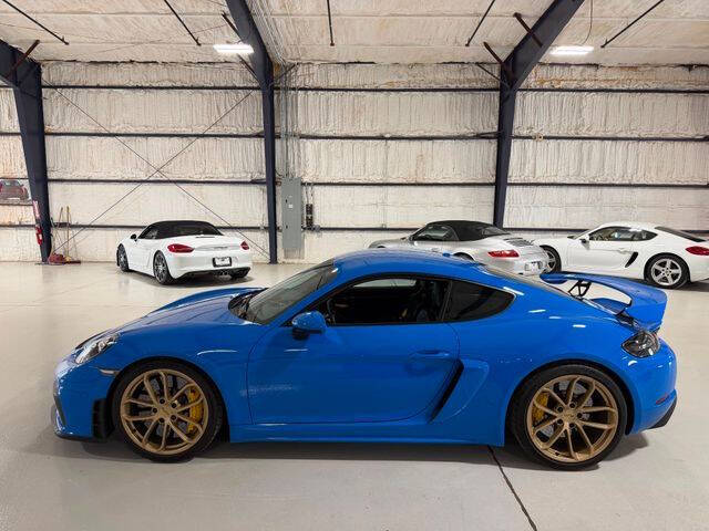 2022 Porsche 718 Cayman GT4