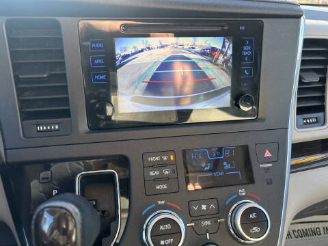 2015 Toyota Sienna XLE 7-Passenger