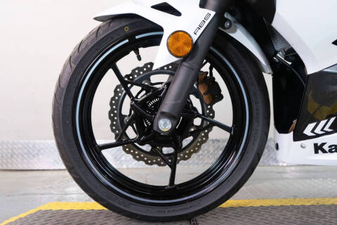2023 Kawasaki Ninja 400 ABS
