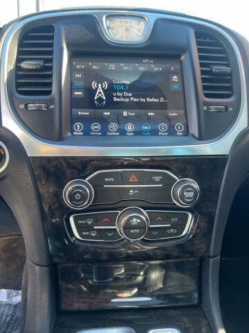 2018 Chrysler 300 Limited