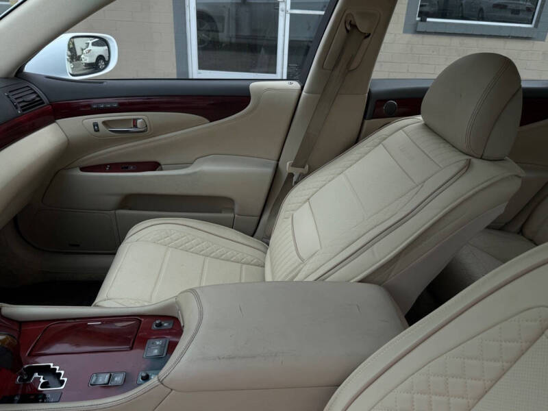 2011 Lexus LS 460